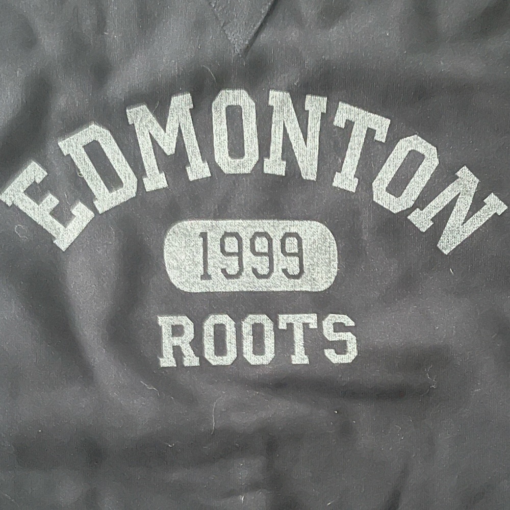 Vintage Roots “Edmonton 1999” Navy Blue Crewneck Made in Canada Size Small - Picture 2 of 5